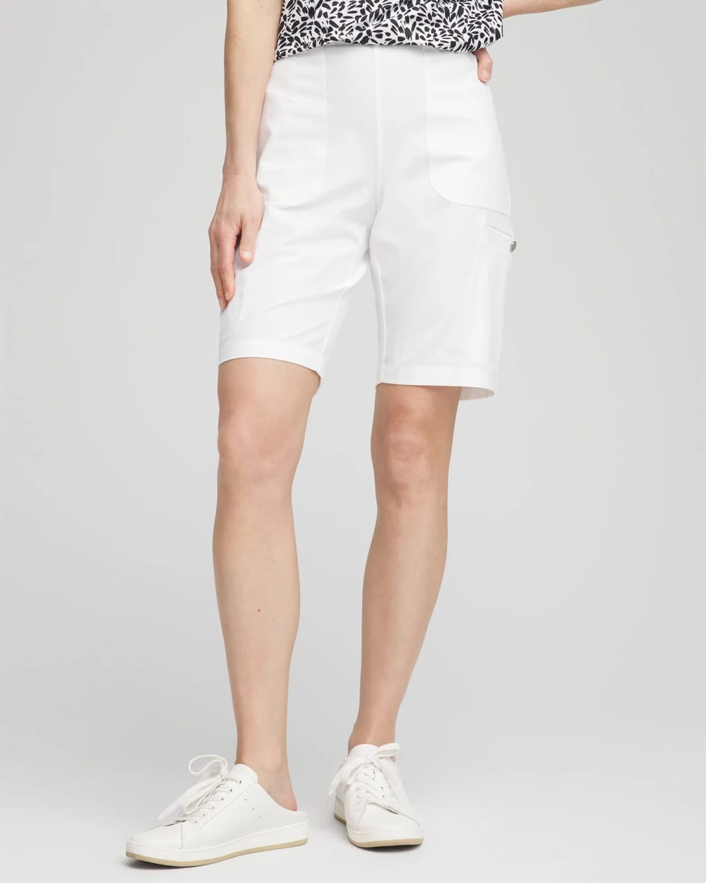 【関税&送料込】CharoRuiz Top White Zenergy® UPF Cargo Shorts | Chico's